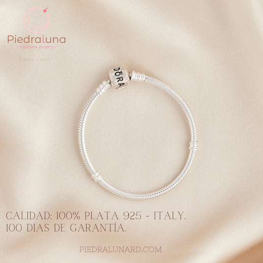 Pulsera barril Letras y Logo plata PP02