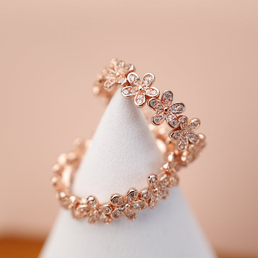 Anillo Rose Gold con flores y circonitas AR03